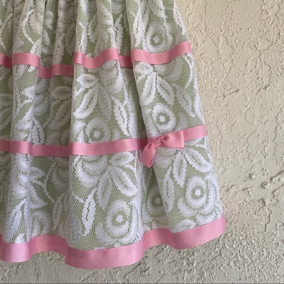 lavender | Girls Easter Dress Size 5 - Picture 3 of 7